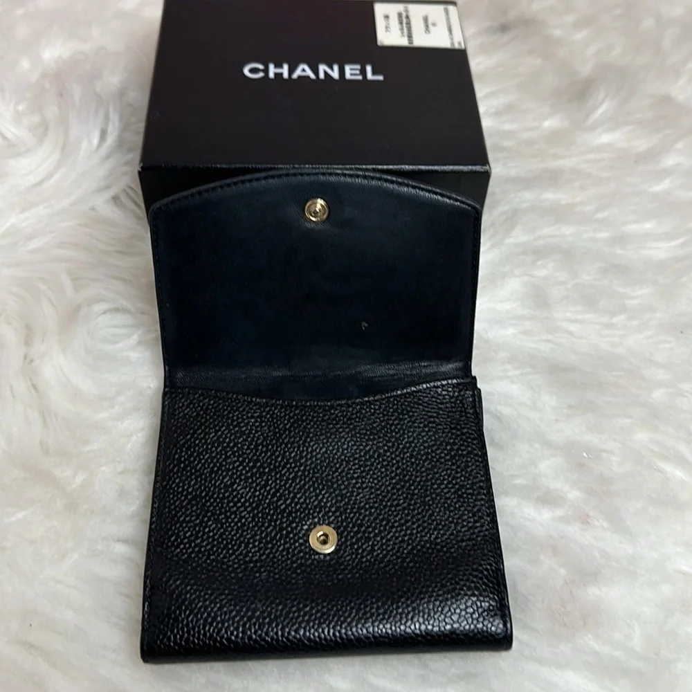 💯Authentic Chanel Caviar Short Wallet🍀